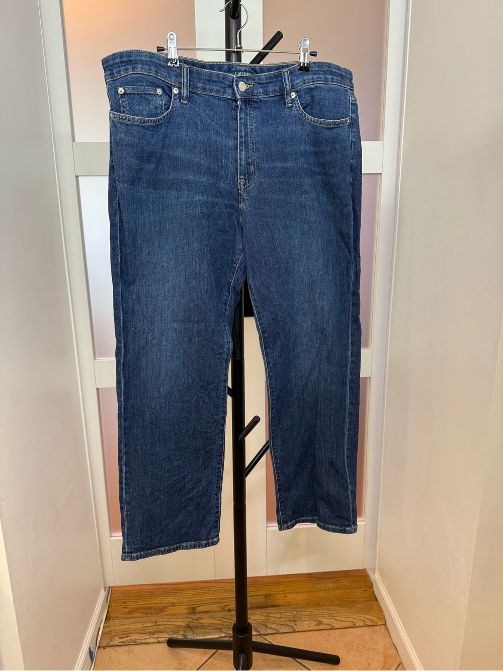 Lauren by Ralph Lauren Estate Tapered Leg Jean, size 16.